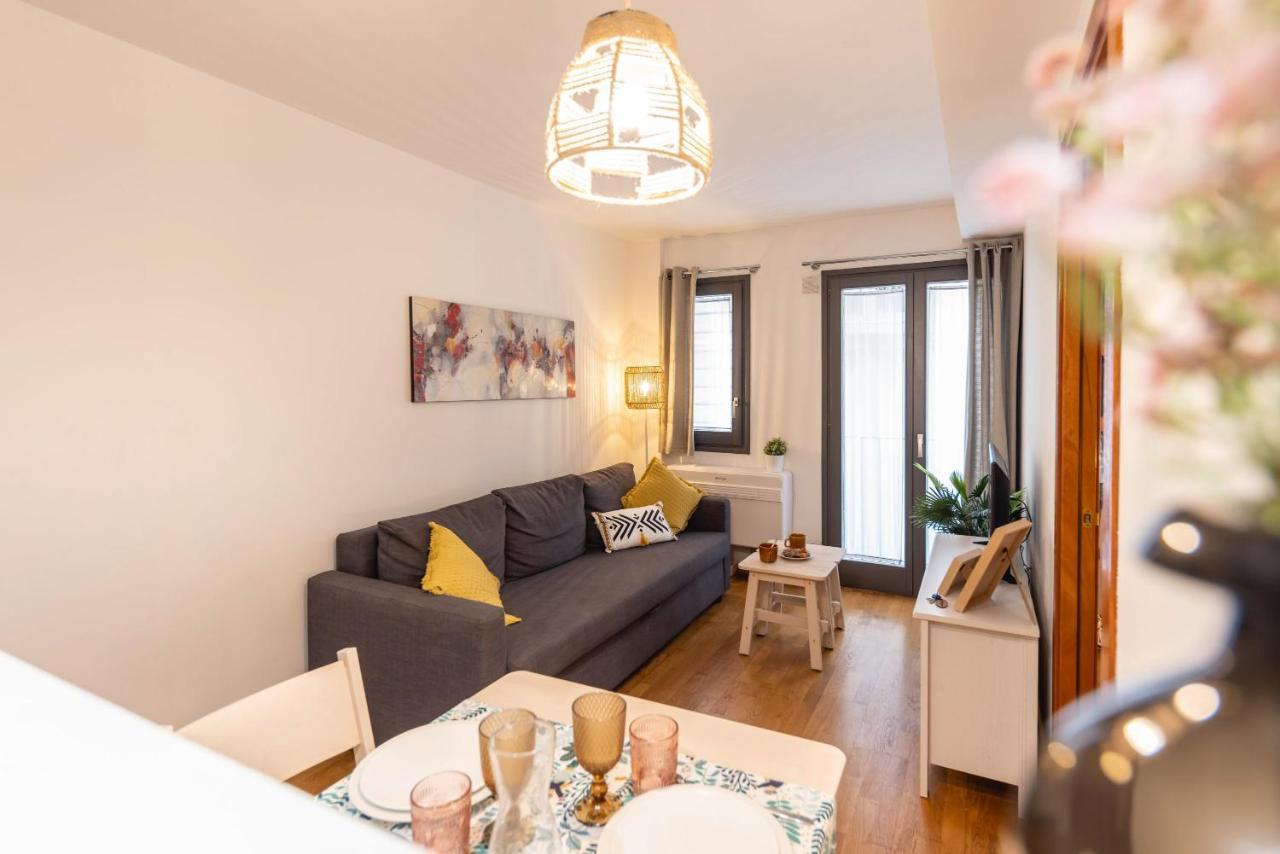 Bravissimo Sant Marti Apartment Girona Exterior photo